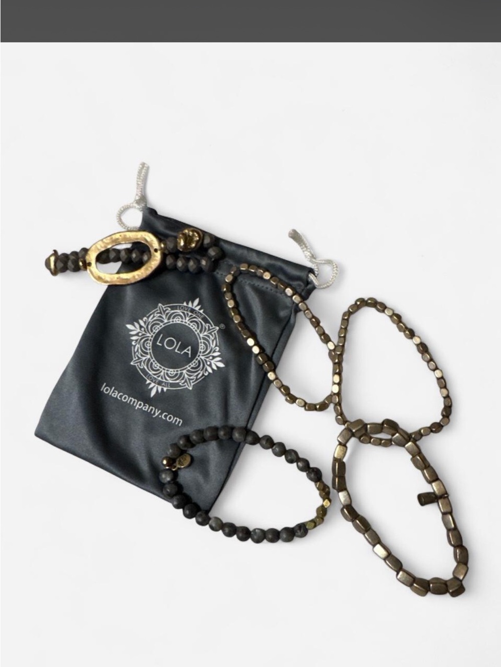 lola Black and Gold Layered Beaded bracelet Set
